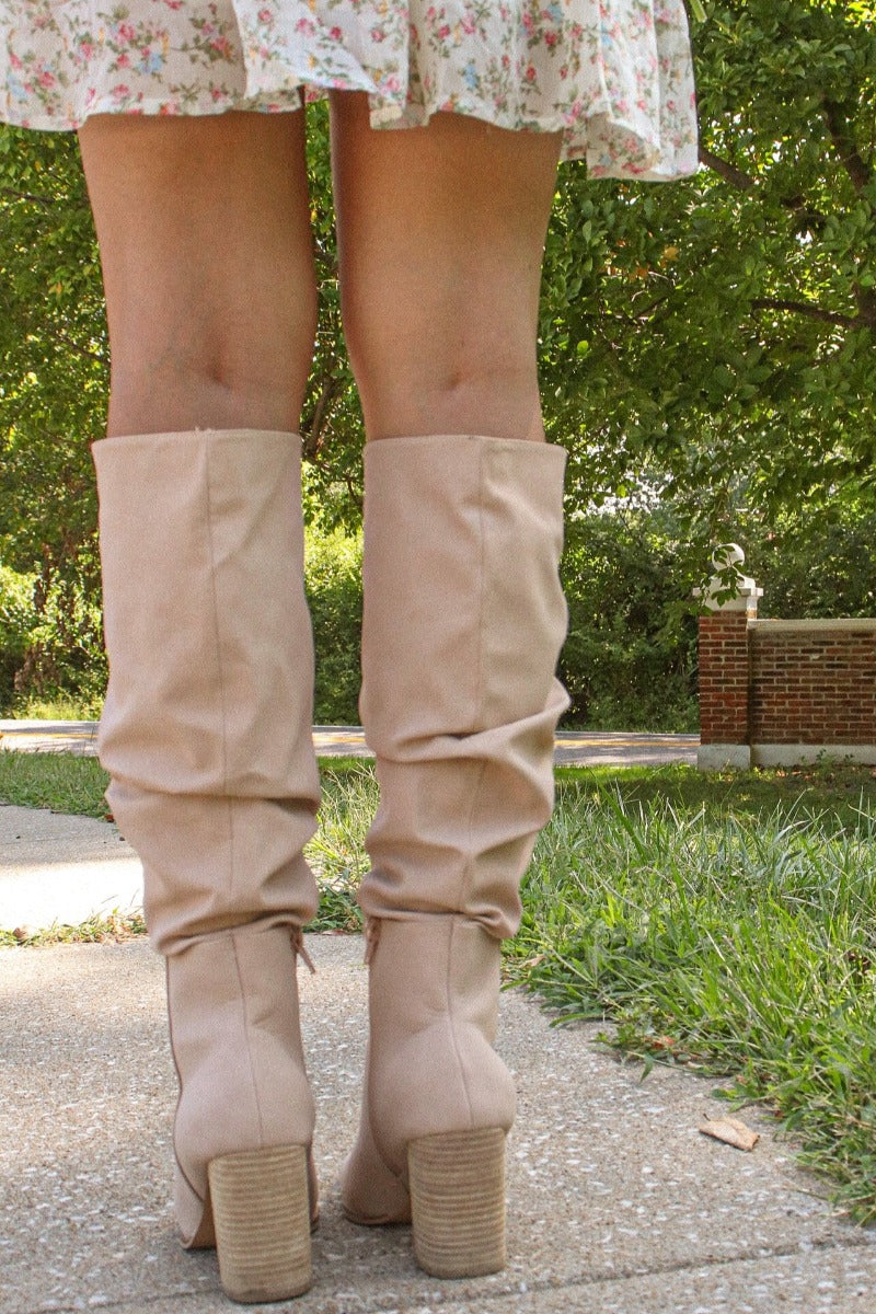 Brietta Slouchy Boots Blush